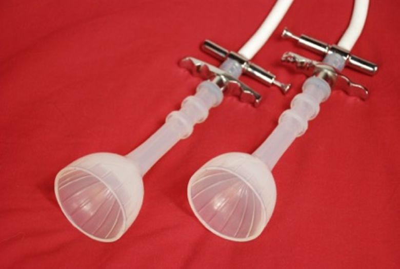 Vakuum-Cups mit von Seriouskit, auch mit Handpumpe betreibbar